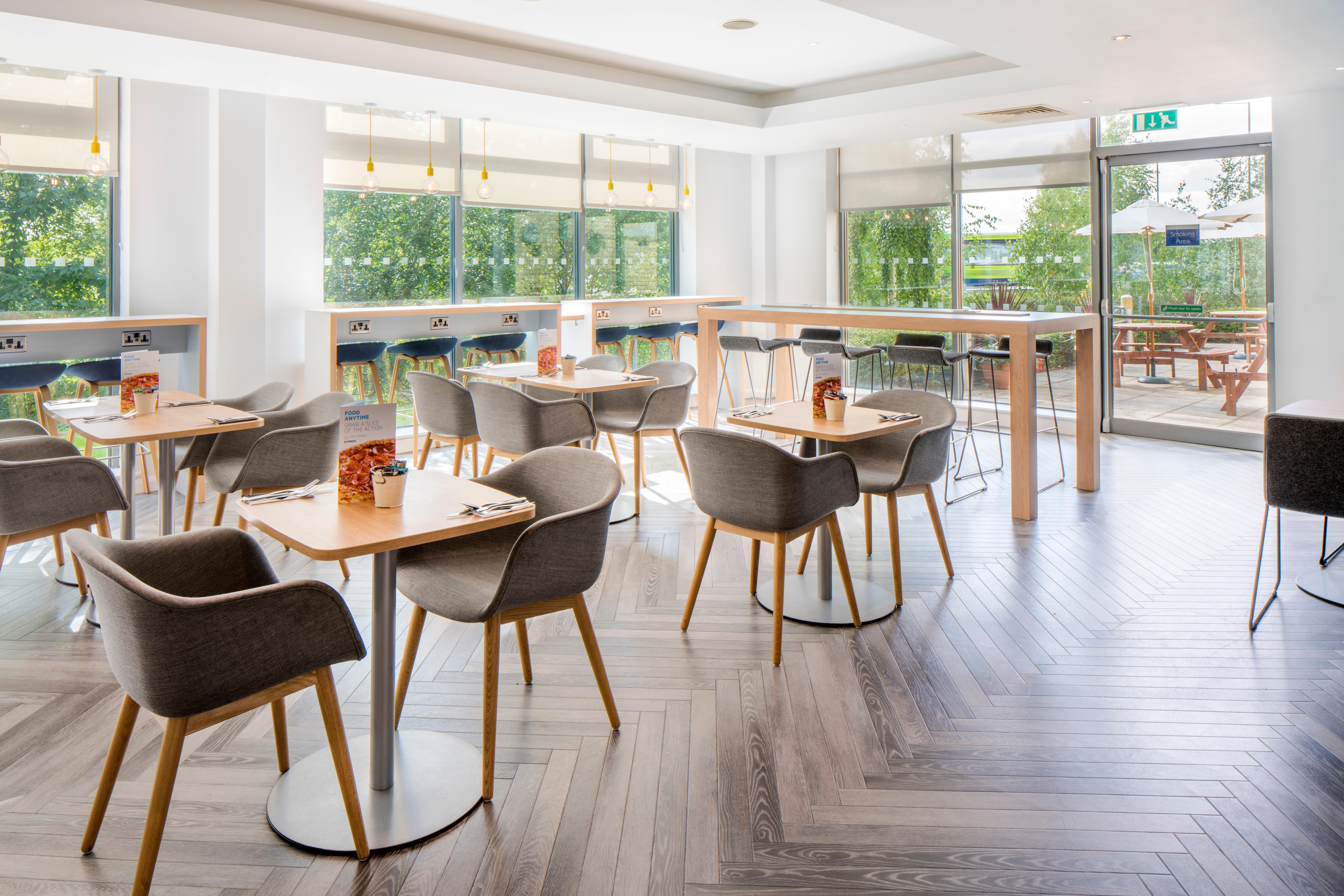 Holiday Inn Express Doncaster By Ihg Ngoại thất bức ảnh